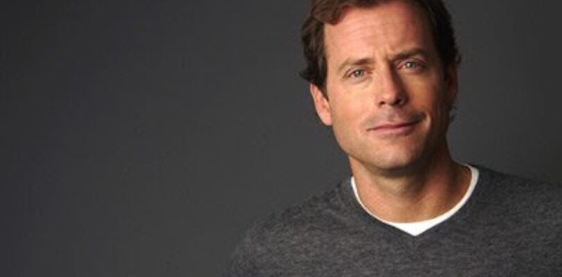 Greg Kinnear