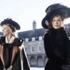 Kate Bekinsdale and Chloe Sevigny in Love & Friendship