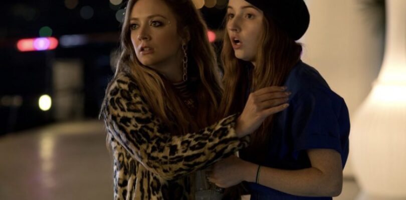 Kaitlyn Dever and Billie Lourd in Booksmart