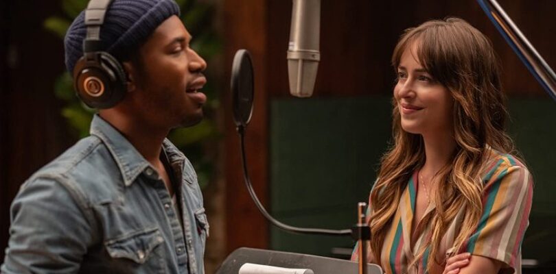 Kelvin Harrison Jr. and Dakota Johnson in The High Note