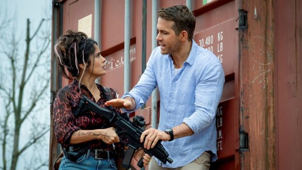 Salma Hayek and Ryan Reynolds in Hitman's Wife's Bodyguard