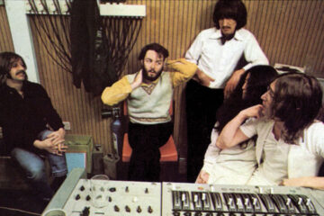 Ringo Starr, Paul McCartney, George Harrison, Yoko Ono, and John Lennon in The Beatles: Get Back