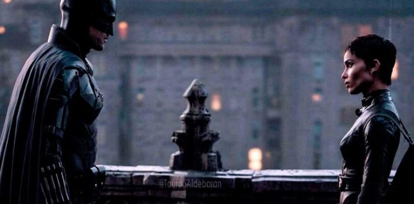 Robert Pattinson and Zoë Kravitz in The Batman