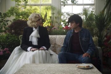 Gwendoline Christie and Asa Butterfield in "Flux Gourmet"