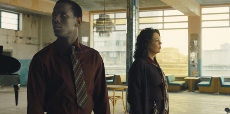 Olivia Colman and Micheal Ward in "Empire of Light"