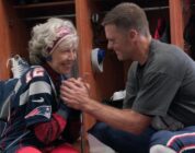 Lily Tomlin and Tom Brady in "80 for Brady"