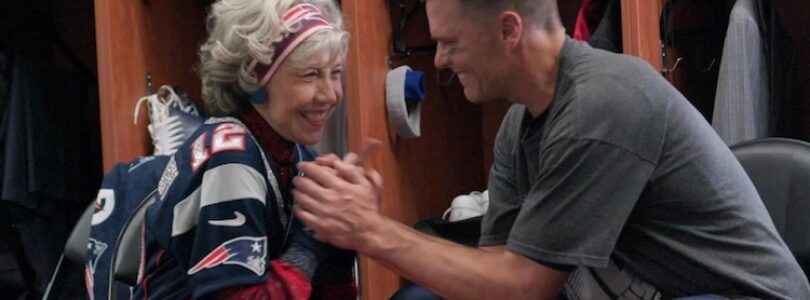 Lily Tomlin and Tom Brady in "80 for Brady"