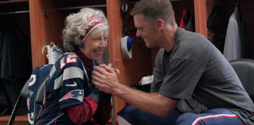 Lily Tomlin and Tom Brady in "80 for Brady"