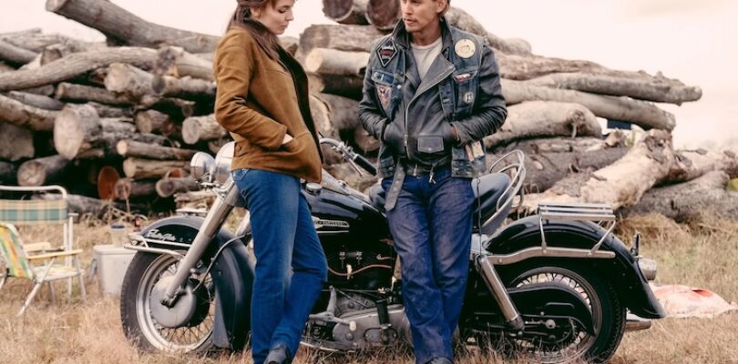 Austin Butler and Jodie Comer in "The Bikeriders."