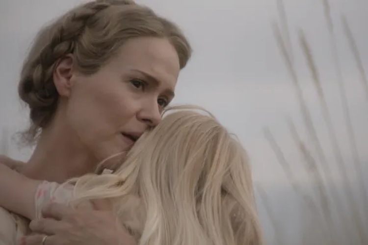 Sarah Paulson and Emily Katherine Ford in “Hold Your Breath.”