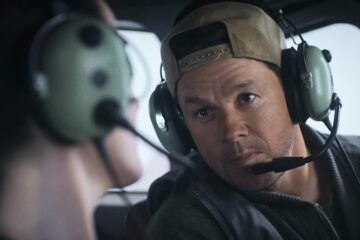 Michelle Dockery and Mark Wahlberg in “Flight Risk.”