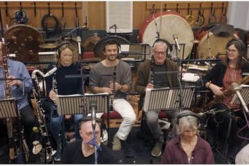 Jonathan Bailey plays clarinet on the official movie score for “Jurassic World Rebirth.”