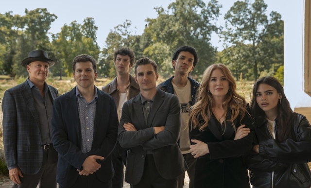 Woody Harrelson as Merrit McKinney, Jesse Eisenberg as Daniel Atlas, Dominic Sessa as Bosco, Dave Franco as Jack Wilder, Justice Smith as Charlie, Isla Fisher as Henley Reeves, and Ariana Greenblatt as June in “Now You See Me, Now You Don’t.”